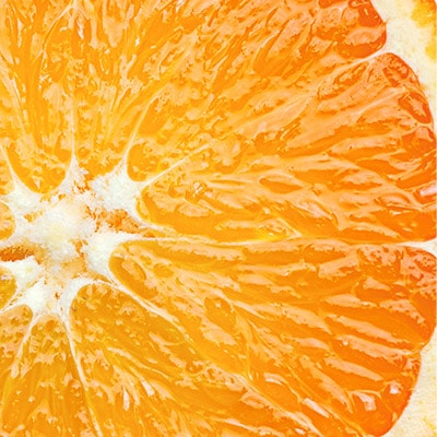 orange coupée en deux
