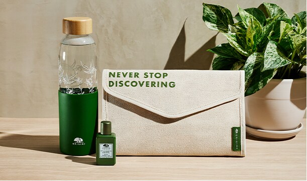 /media/export/cms/special-offers/SP21-EarthMonth-SO-Page-WaterBottle.jpg